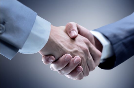 AXA Brasil e convênio de seguros da CBIC fecham parceria para venda de seguros de risco de Engenharia