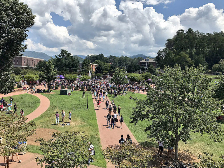 MAPFRE Assistência destaca importância de contar com a Assistência Educacional na volta às aulas