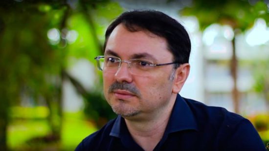 Escritor será um dos palestrantes do 3º Congresso de Corretores de Seguros do Nordeste.