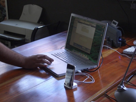 A FRISS leva a análise de fraude de sinistros para o próximo nível através de uma solução inovadora de rede online de Web-IQ