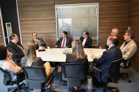 Parceria entre ISB Brasil e FAE  permite buscar soluções acadêmicas para as demandas do mercado de seguros