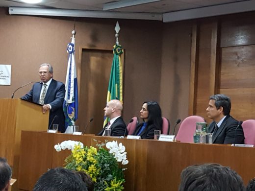 Solange Vieira toma posse como superintendente da Susep