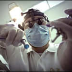 Problemas odontológicos estão entre as principais causas de ausência no trabalho
