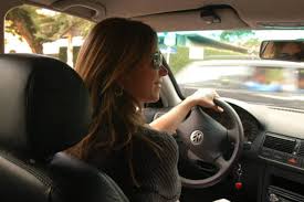 Mães ao volante: Dados do Seguro DPVAT mostram que mulheres são mais cuidadosas no trânsito