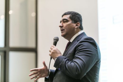 EZZE comemora chegada ao mercado com coquetel para corretores em sua sede