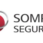 Voluntários ensinam segurança no trânsito em escolas durante ação da Sompo