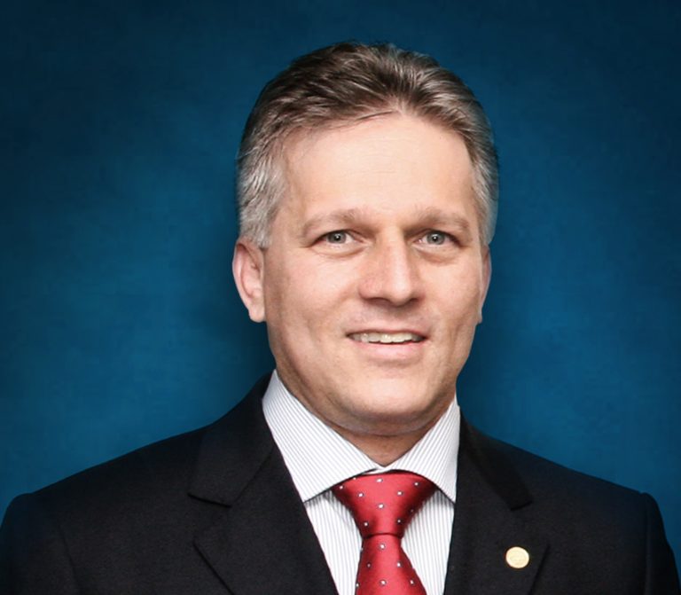 Joaquim Mendanha assume a presidência do Ibracor