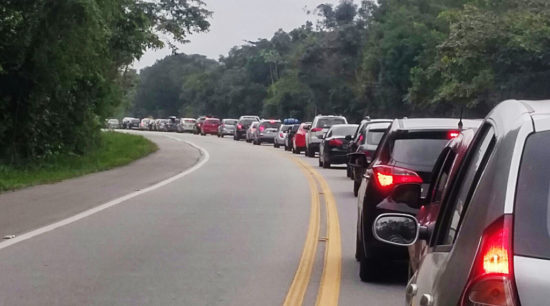 Motoristas estão muito distraídos com as novas tecnologias