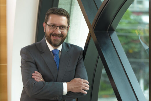 Tokio Marine adota tradução do site para Libras