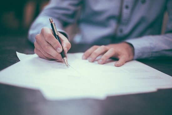 MBA Gestão Estratégica online forma gestores em seguros