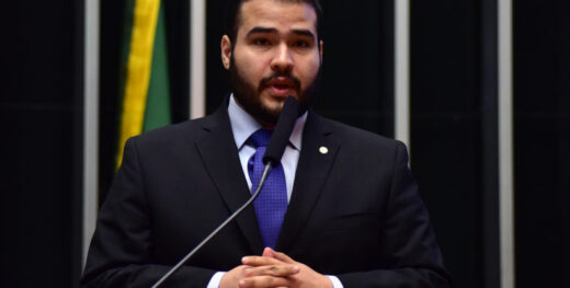 ENS promove mudanças no alto escalão