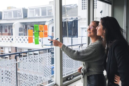 Instituto RME e Fundación MAPFRE oferecem cursos gratuitos para mulheres