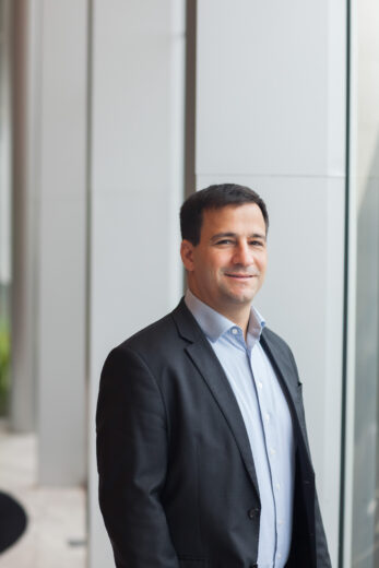 Cresce a procura por seguro educacional