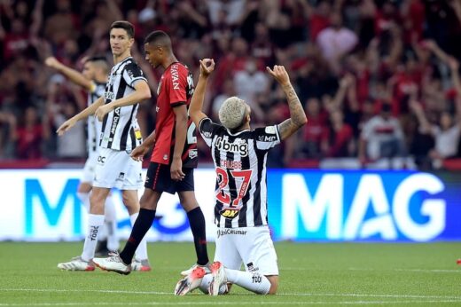 Atlético-MG fecha 2021 com mais uma conquista: Galo leva prêmio da Copa do Brasil