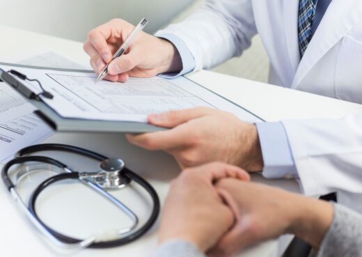 ANS suspende a comercialização de 12 planos de saúde