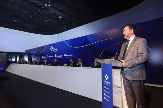 Construção de legado e compromisso com desenvolvimento do setor, marcam cerimônia de posse da nova presidência