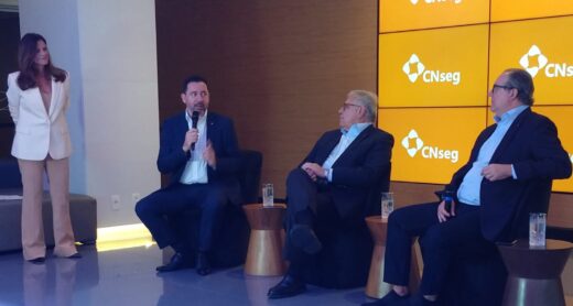 Entidade apresenta nova presidência aos jornalistas