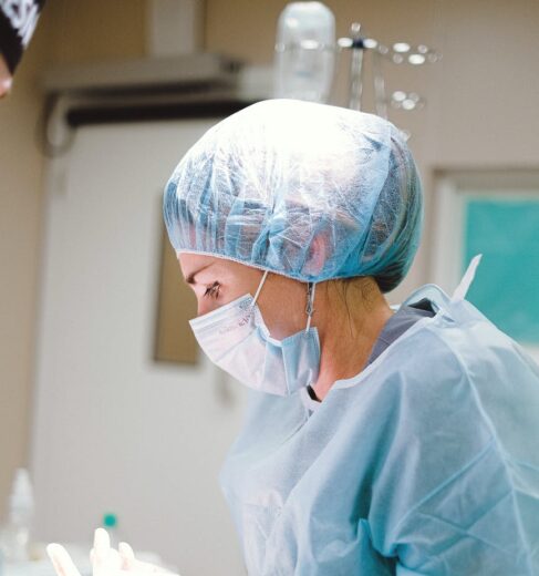 Sinistralidade médico-hospitalar em 2021 bate recorde