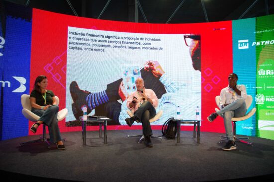 “O acesso à informação é a saída”, diz diretora da Icatu em painel no Rio2C