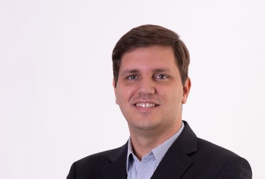 Akad Seguros amplia diferença e consolida liderança em Responsabilidade Civil Profissional