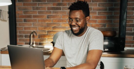 Insurtech Amar Assist abre vagas em diversas áreas