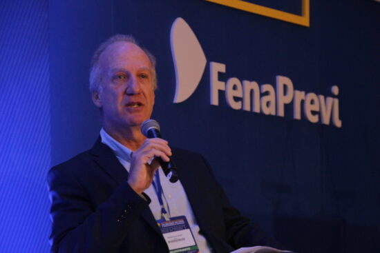 Tempo médio de estudo teve queda de 40% entre crianças e jovens na pandemia