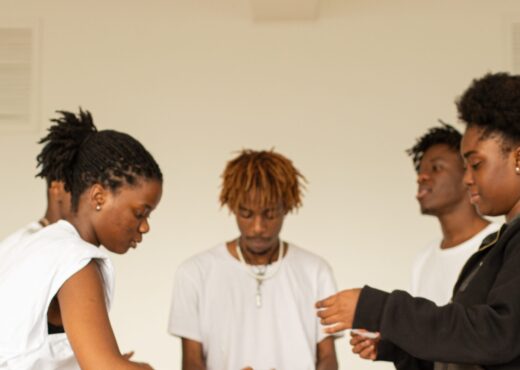 Se viver consciente é parte do bem viver, a igualdade racial é a mudança de onde a gente parte