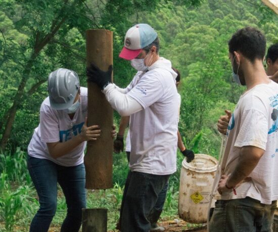 Instituto SulAmérica promove ação com a TETO Brasil para construção de duas moradias de emergência