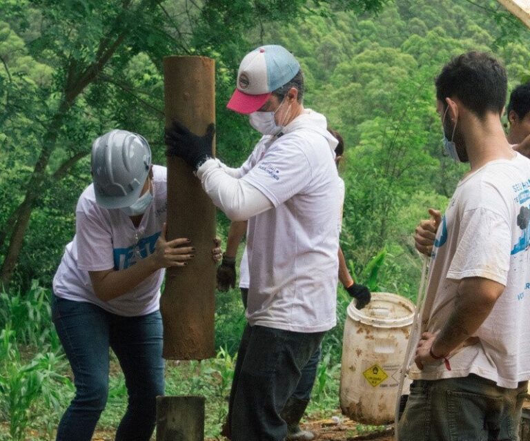 Instituto SulAmérica promove ação com a TETO Brasil para construção de duas moradias de emergência
