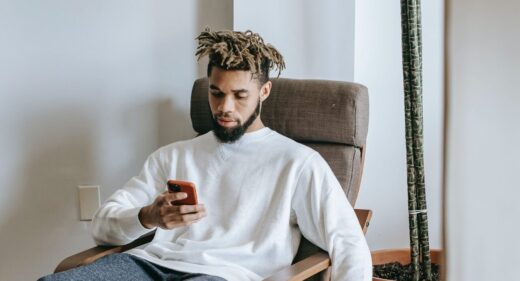 Simple2u expande portfólio de serviços e lança o seguro sob demanda para celular