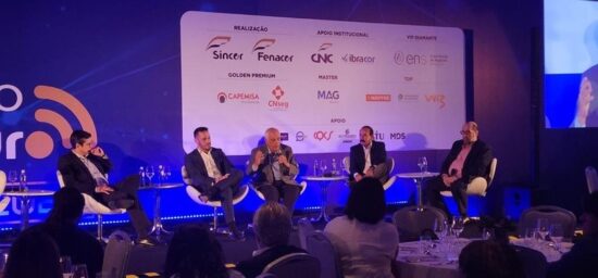 Nilton Molina participou como debatedor do evento “Conexão Futuro Seguro”