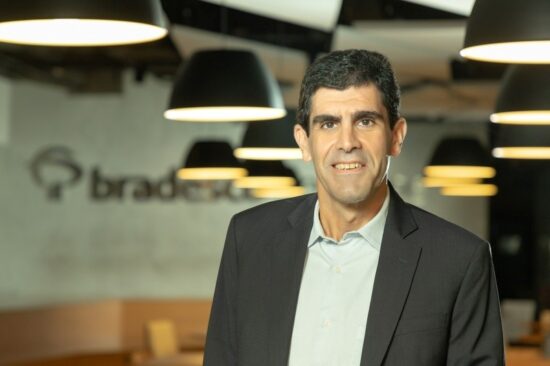 Bradesco Saúde aprimora experiência do corretor com inteligência artificial e novo canal exclusivo