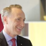 Grupo AXA atinge 102 bilhões de euros em receitas em 2022