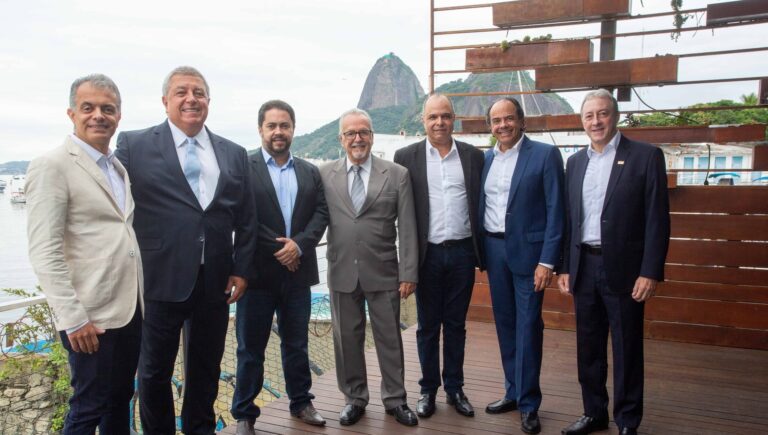 Aconseg-MG marca presença no evento dos 25 anos da Aconseg-RJ