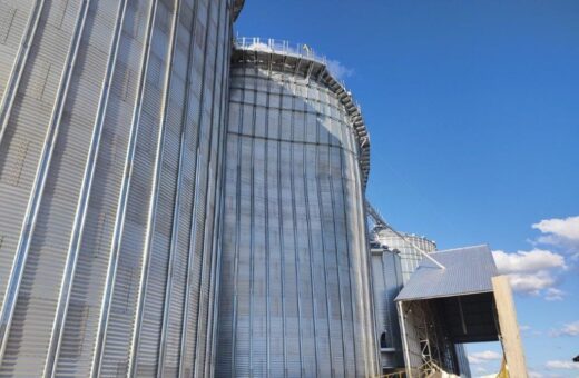 Qual é o seguro ideal para proteger armazéns e silos?