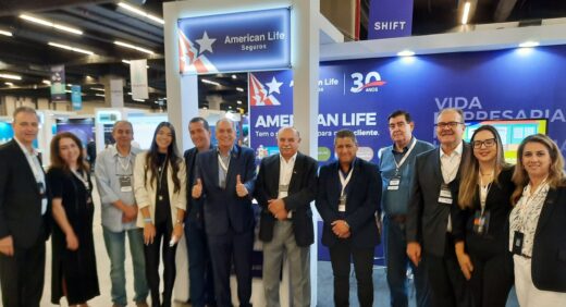 American Life fortalece parceria com corretor no CQCS Insurtech & Innovation