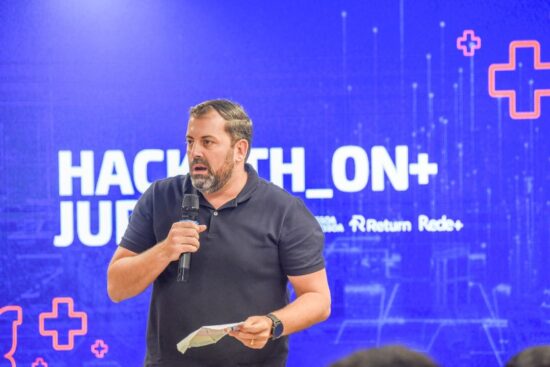 Hackathon premia melhores nas áreas de direito, tecnologia, marketing e negócios