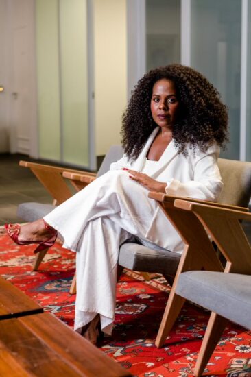 Narely Nicolau, participa de painel em prol da Diversidade, na Fides