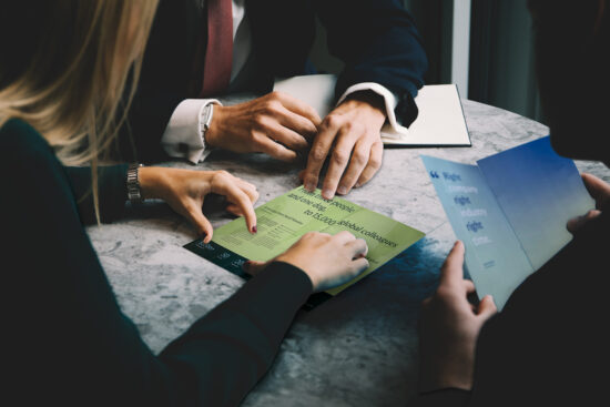 Howden fortalece suas operações globais de corretagem