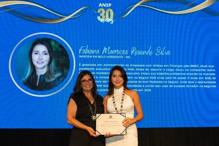 Primeira mulher do estado de Minas Gerais é empossada na ANSP