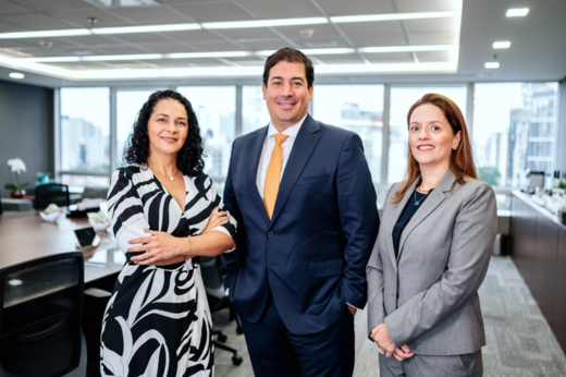 Demarest contrata Ricardo Aprigliano