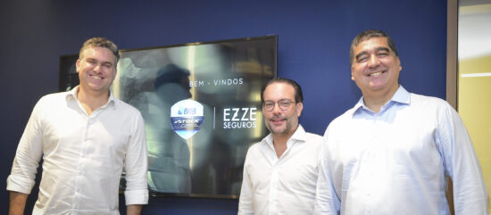 EZZE Seguros é a nova patrocinadora oficial da Stock Car