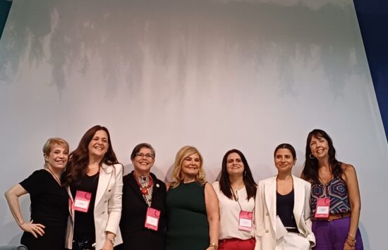 Emoção  marca lançamento do Livro “Fala Mulher” no Rio de Janeiro