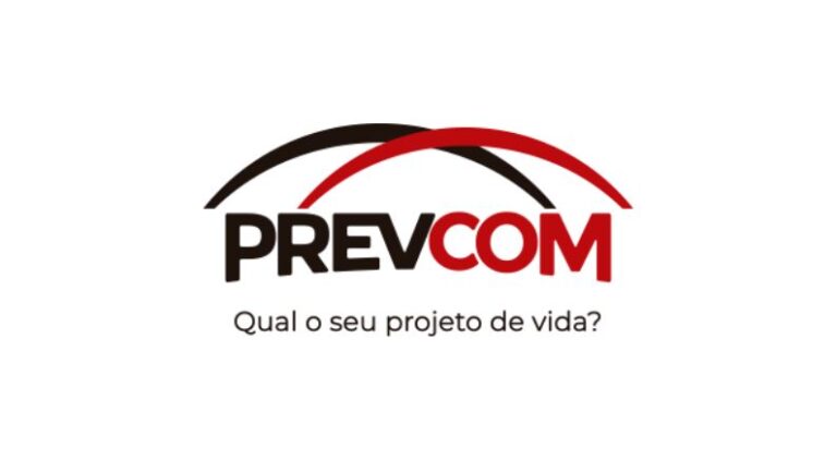 Conselheiros eleitos pelos participantes tomam posse