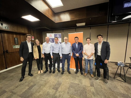 Pottencial participa de debate sobre seguro garantia a convite do Sicepot