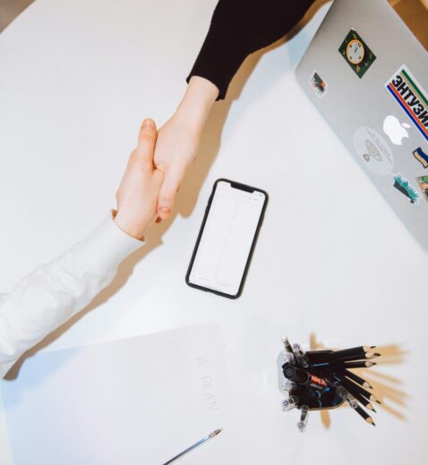 O papel vital do KCS na automação do atendimento ao segurado