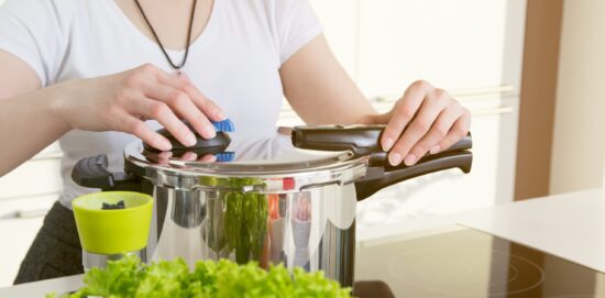 Explosões de panela de pressão: como evitar acidentes e cozinhar com segurança