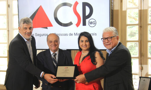 Solidus Administradora recebe placa de adesão ao CSP-MG