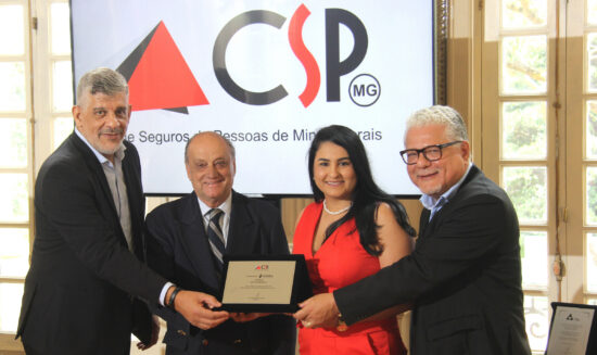 Solidus Administradora recebe placa de adesão ao CSP-MG