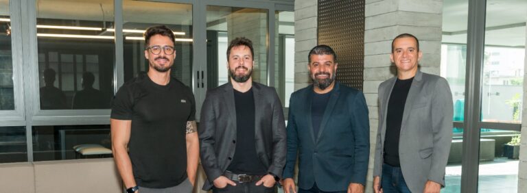 HUBSEGS é a 1ª a comercializar seguros 100% através do Whatsapp